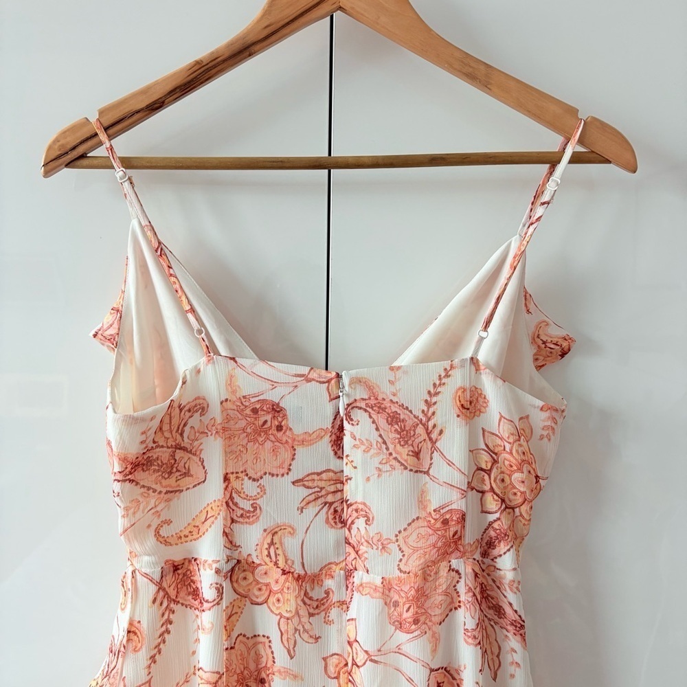 Express Floral Paisley Ruffle Midi Dress - Picture 6 of 10